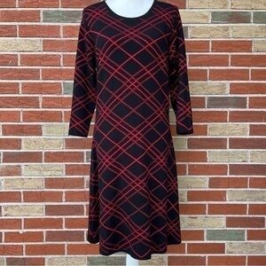 🍁 Nanette Lepore Round Neck 3/4 Sleeve Red Black Fit & Flare Sweater Dress